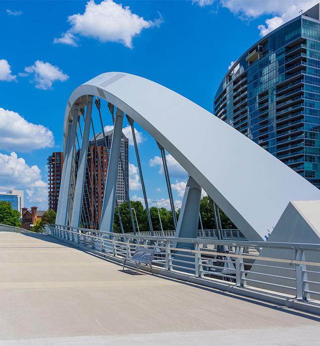Image of the Main street bridge in Columbus Ohio
