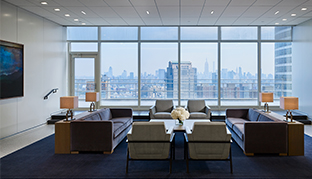 Image of a conference room in Jone's Day's New York office.
