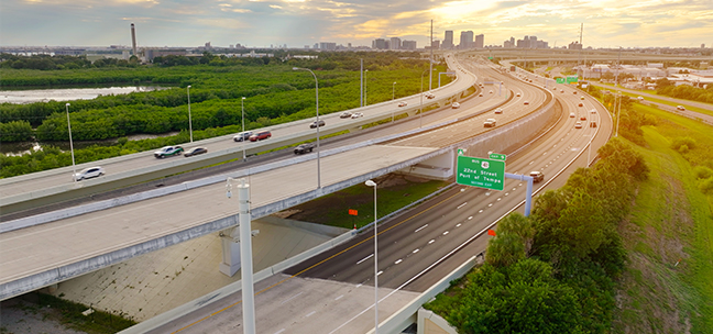 Image of a Freeway in Tampa's Financial District.